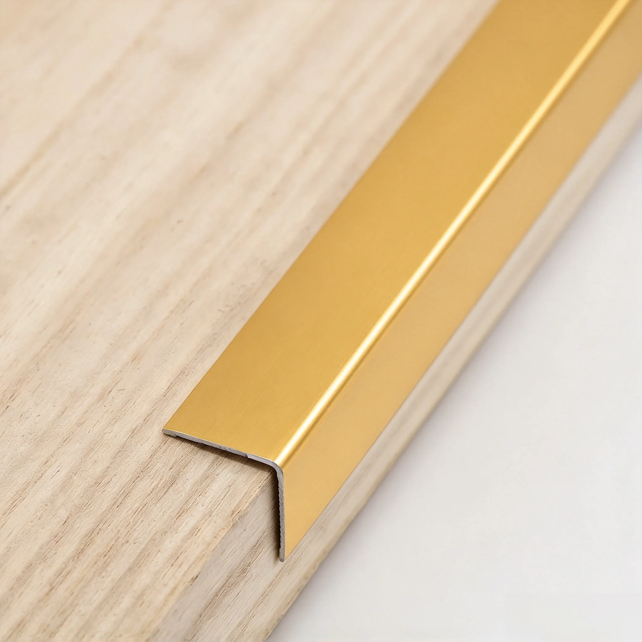 3pcs 50cm/19.69in Corner Guards, Peel and Stick L-Shaped Molding Trim for Wall Table Door Frame Protection and Decoration