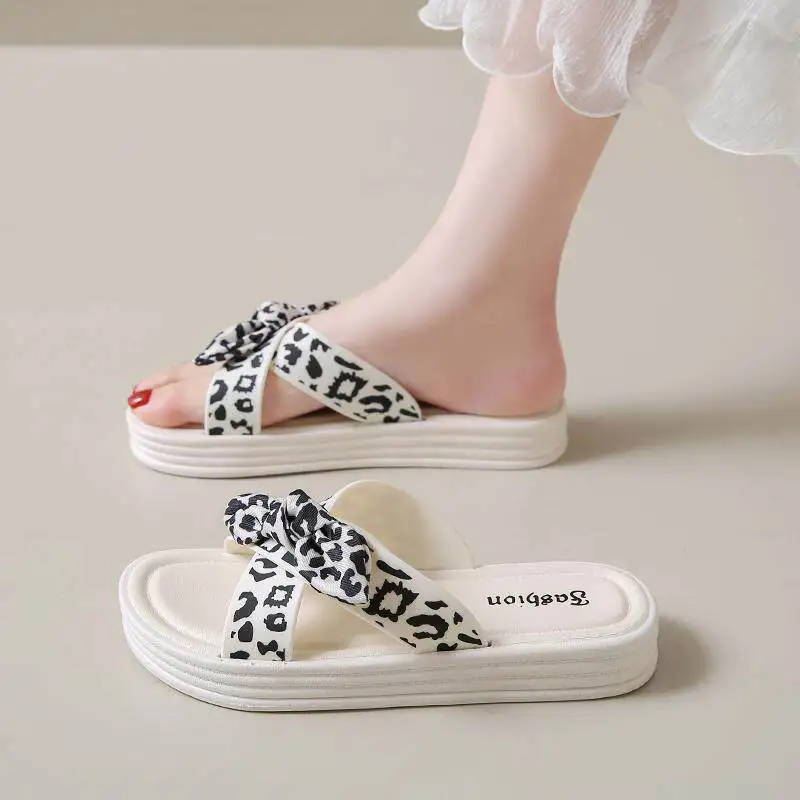 chinelo-feminino-de-verao-com-estampa-de-leopardo-sola-macia-antiderrapante-chinelo-de-rua-com-laco-para-o-dia-a-dia