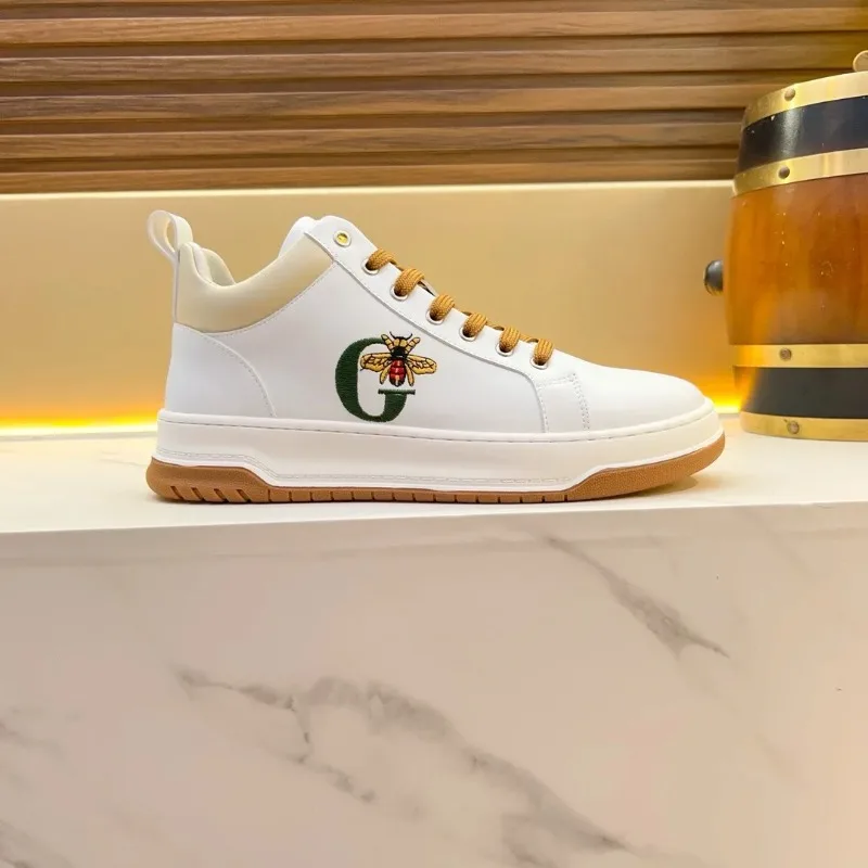 Mens Sneakers High-top Boots Outdoors Handmade Leather Casual Shoes for Men Design Sneakers Man Comfortable Sports Men Shoes