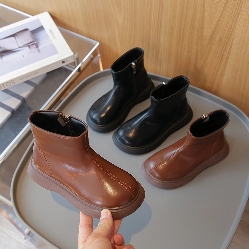 Kids Ankle Boots Boys Girls Leather Chelsea Boots Side Zipper Thick Sole Non‑Slip Children Fashion Short Boots Autumn Winter