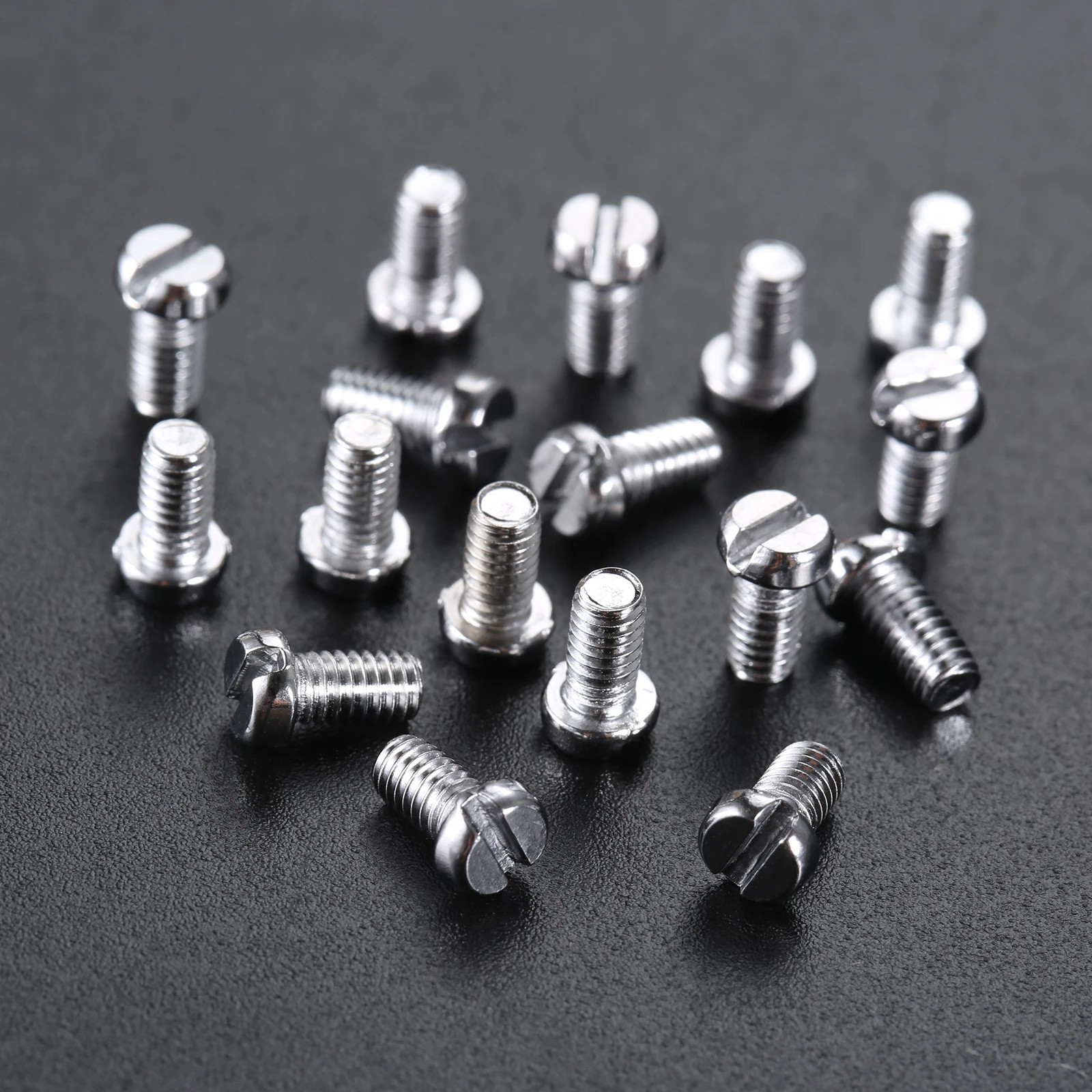 100pcs Metal Feed Dog Teeth Screws fit Industrial Sewing Machine Flat Needle Plate Mounting Screw Brother Pegasus Singer Presser