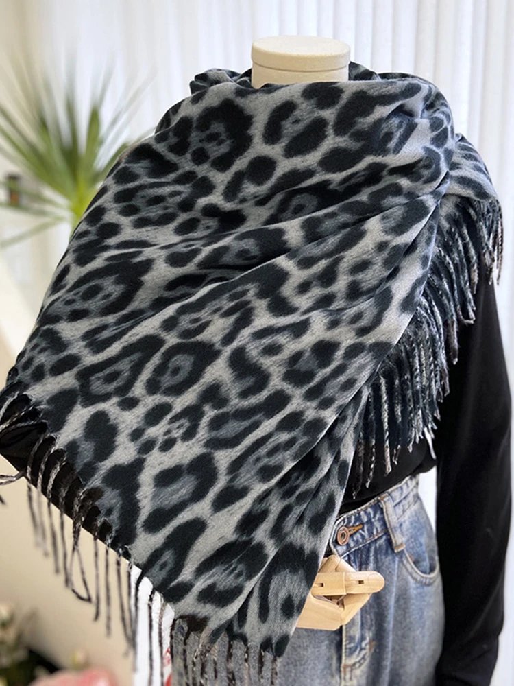 New Fashion Leopard Print Vintage Scarf Headscarf Winter Women Ladies Warm Tassel Scarve Pashmina Mujer Femme Foulard Wrap Shawl