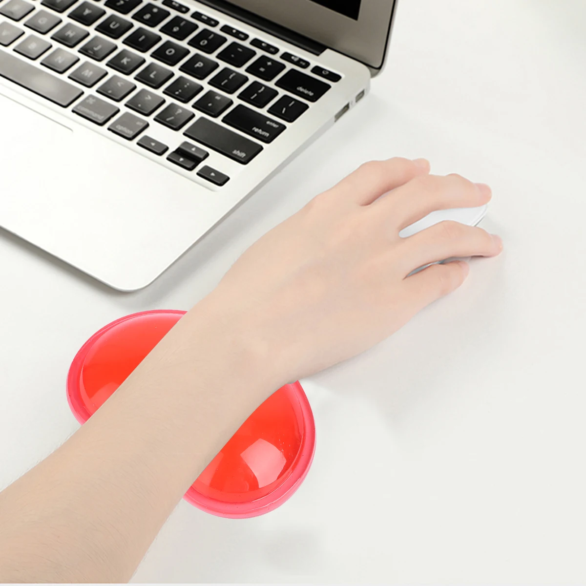 

Heart Shaped Mouse Pad Keyboard Wrist Rest and Computer Cushion Crystal with Support Hand