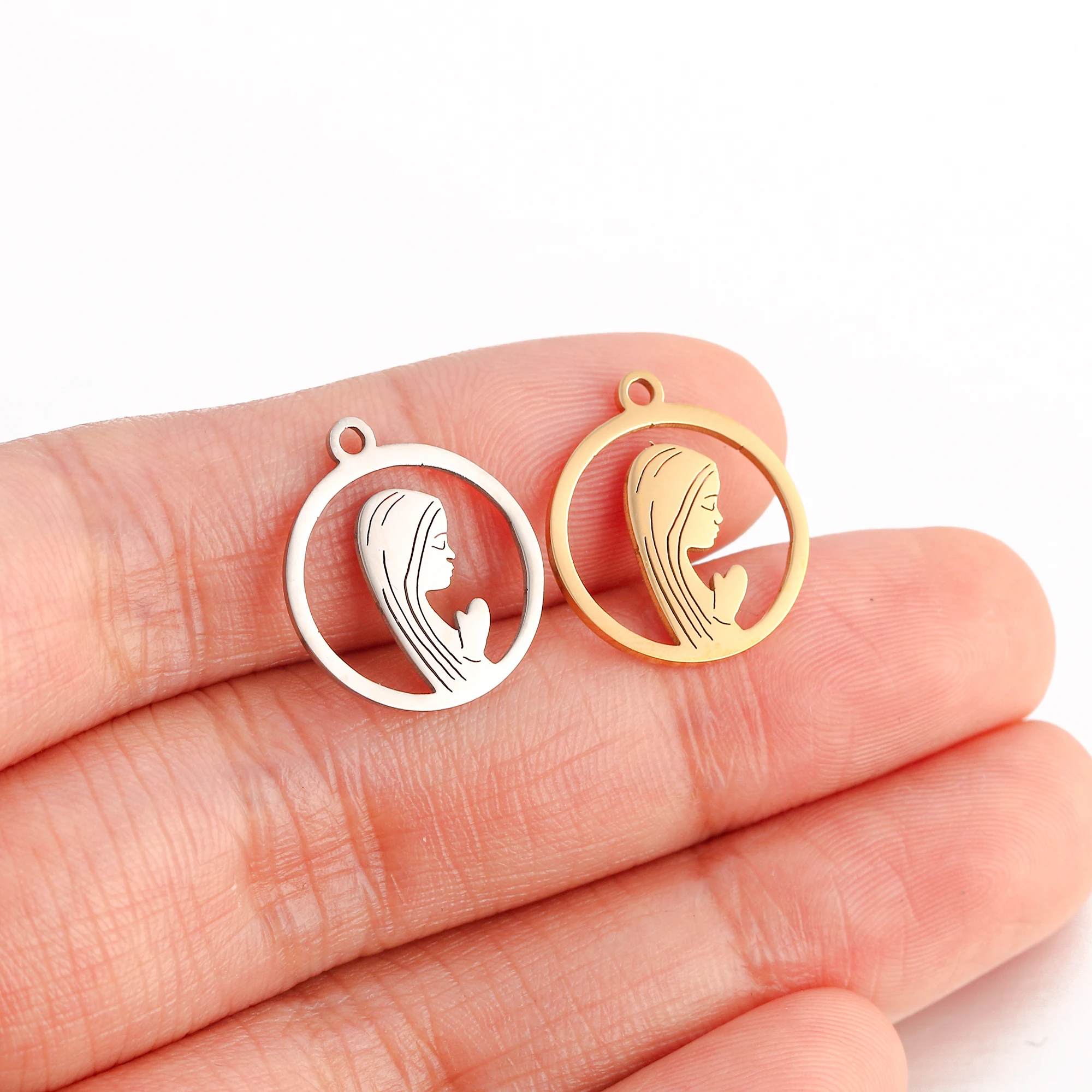 5 sztuk/partia Charms ze stali nierdzewnej dziewica maryja wisiorki religijne PVD Plated Hollow mały urok do DIY Handmade biżuteria dostaw