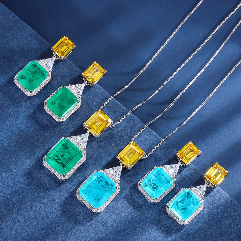 

New European and American fashion emerald and Paraiba two-tone main stone set for women