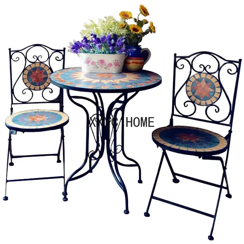 

Кофейня для отдыха на открытом воздухе в европейском стиле Стол и стул Пасторальный балкон Комбинация стола и стула Двор Сад