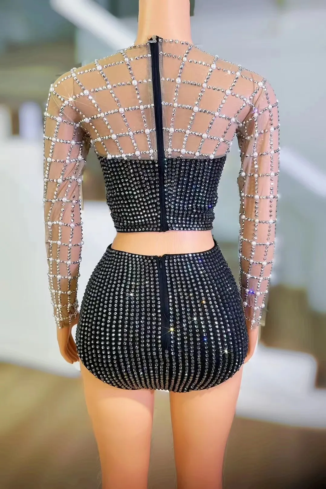 Sexy Sparkly Rhinestones Pearls Long Sleeve Top Shorts Two Pieces Set Women Party Celebrate Birthday Outfit Show Stage Wear