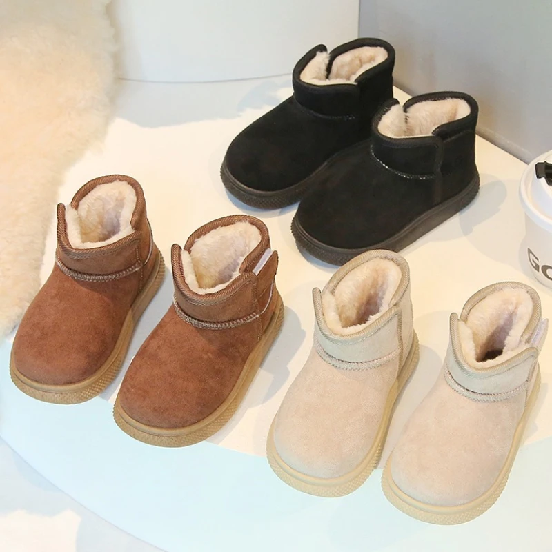

Лидер продаж, зимние зимние ботинки, новые детские бархатные короткие сапоги на плоской подошве, хлопковые ботинки для девочек, модные нескользящие теплые универсальные ботинки для девочек