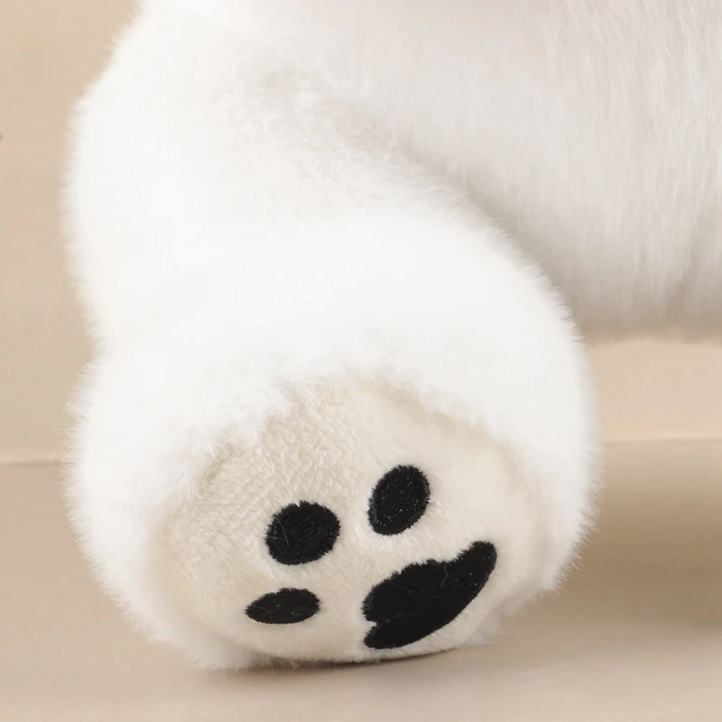 Großfüßiger Sitzender Eisbär Plüschtier mit Rotem Schal Flauschiges Gestopftes Eisbär-Kuscheltier Weiches Rundes Wildtier Zoo-Souvenir – Detail 7