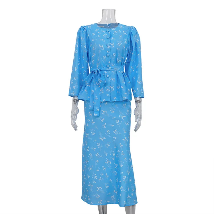 أزياء الخريف فضفاضة طباعة المرأة قطعتين مجموعة 2025 قميص أنيق طويل الأكمام مع تنورة طويلة عالية الخصر مجموعة ملابس الشارع النسائية