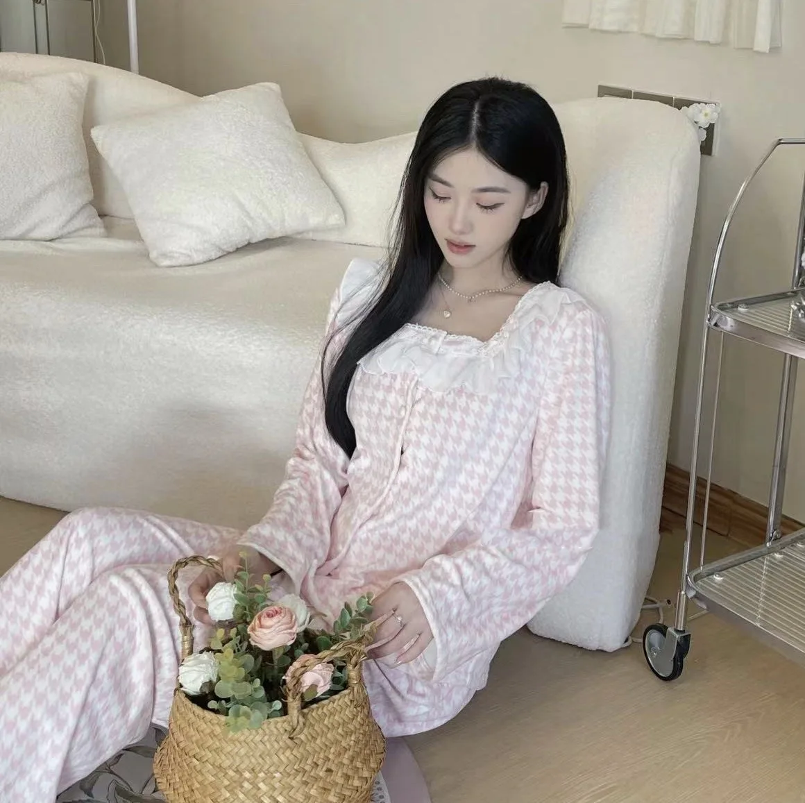 Autumn Winter New Sweet Double sided Velvet Super Soft Island Velvet Thousand Bird Grid Home Clothes Pure Desire Style Pajamas
