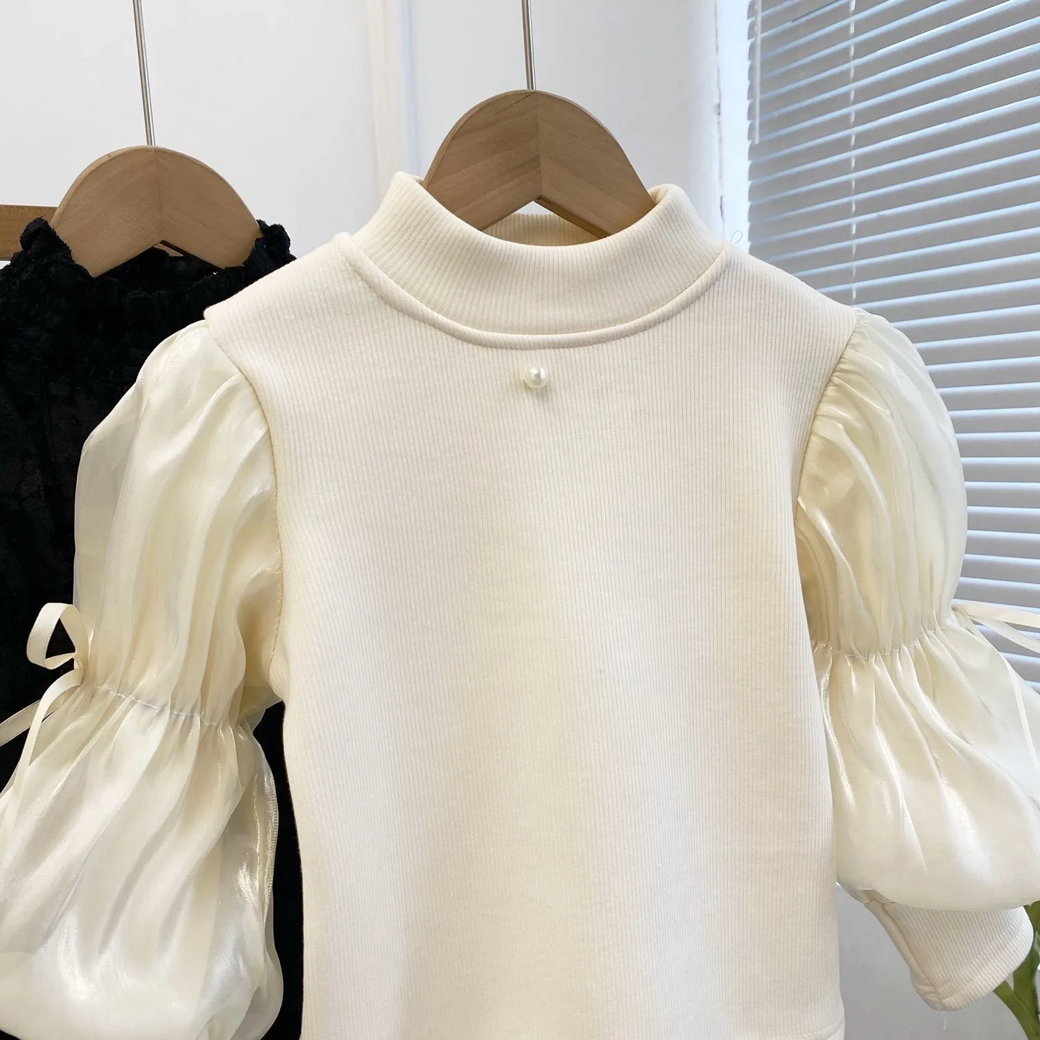 Girls' Fleece Base Layer Sweater Semi-High Collar Children's Innerwear with Lantern Sleeves Fashion Winter and Autumn