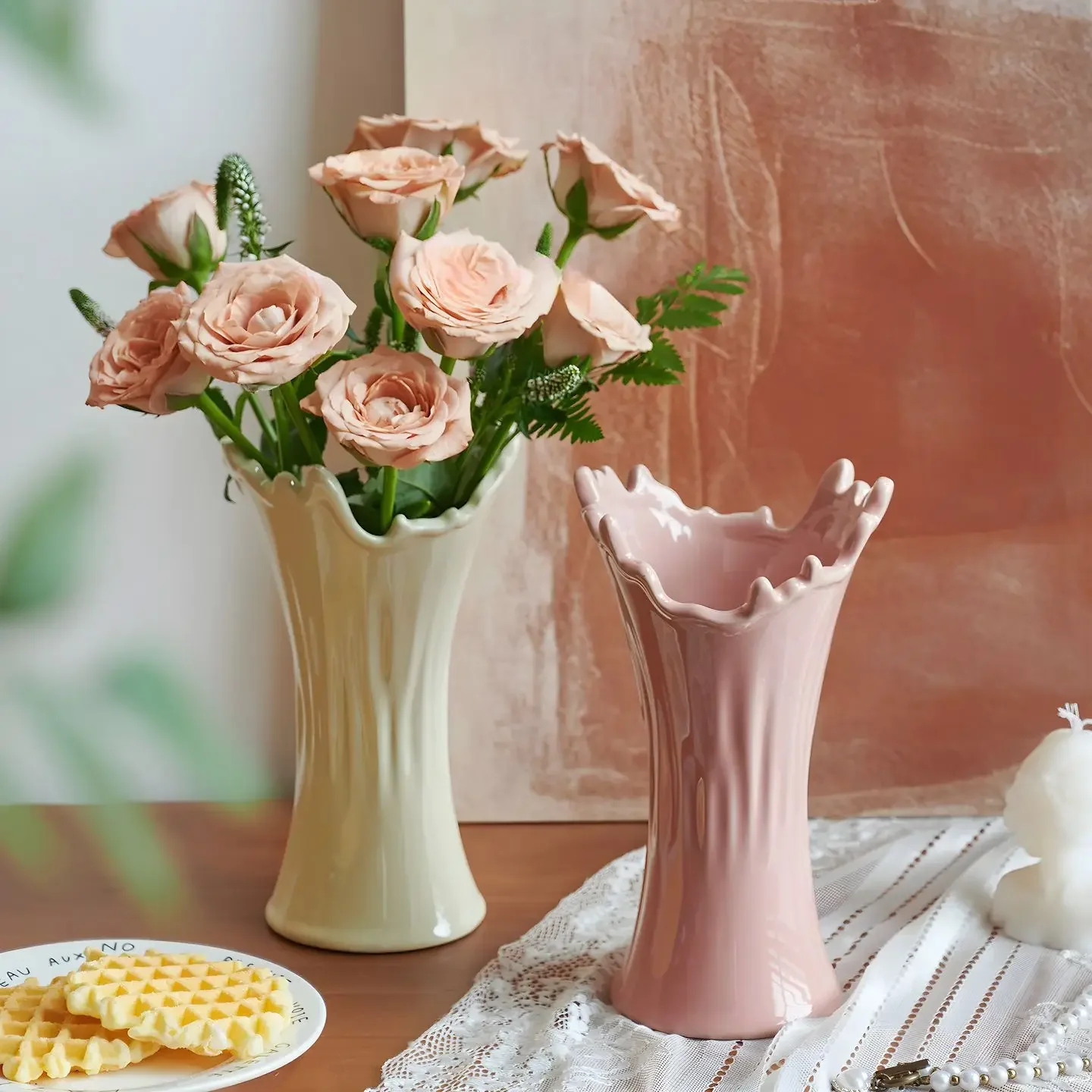   Luxury Nordic Wavy Rim Ceramic Vase Black Beige Modern Flower Pot for Fresh Flowers Dried Pampas Grass Home Decor