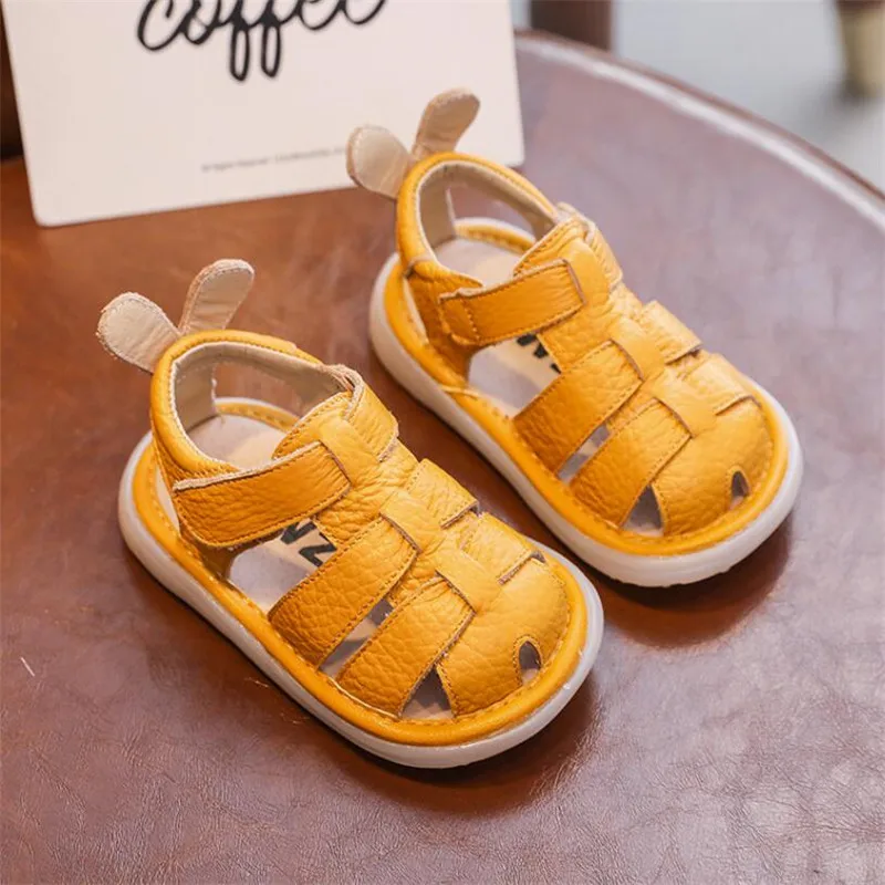 Baby Kids Genuine Leather Sandals Soft Bottom Non Slip Walking Shoes Boys Baotou Beach Sandals Infant Boys Comfortable Sneakers