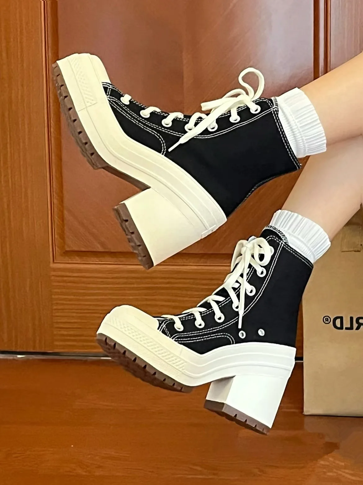 Klassische Damen-Plateau-Turnschuhe, Segeltuchschuhe, personalisierte Luxus-Absätze, Skateboard, Schnürung, Freizeitschuhe, modische Outdoor-Turnschuhe – Detail 10
