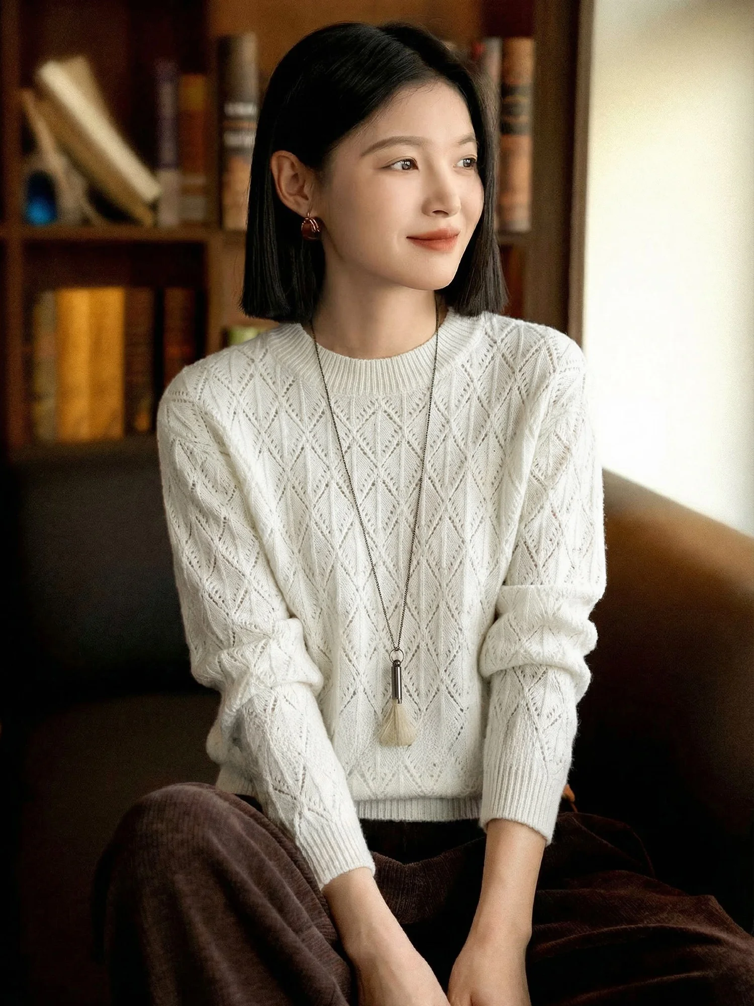 

Женский вязаный свитер Chivirin Gentle Wind с круглым вырезом и ажурной отделкой, однотонный, простой, с длинными рукавами, универсальный