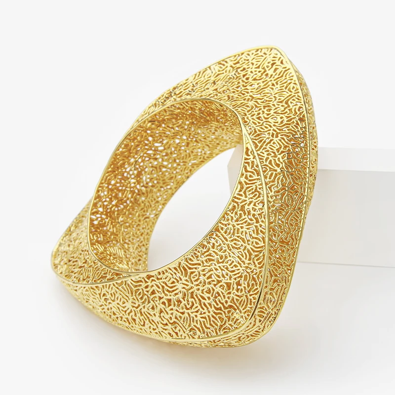 IVOG Textured Triangle‑shaped Brass Bangle For Women Inlaid Imitation Pearl Hollow Wide Wrist Cuff Luxury Party Jewelry Gift