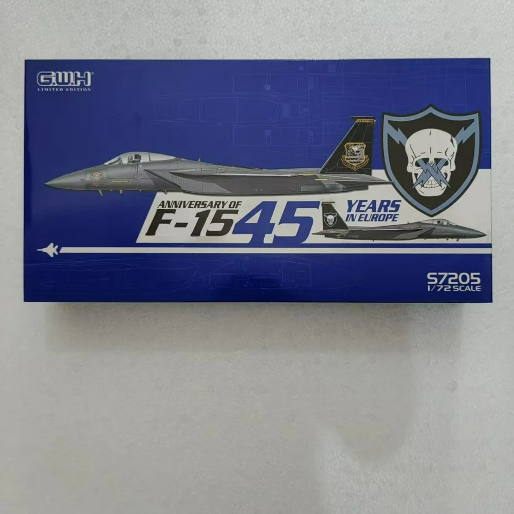 

Комплект масштабной модели самолета в сборе S7205 1:72 F-15C Garrison Europe, памятная роспись на 45-летие от Great Wall