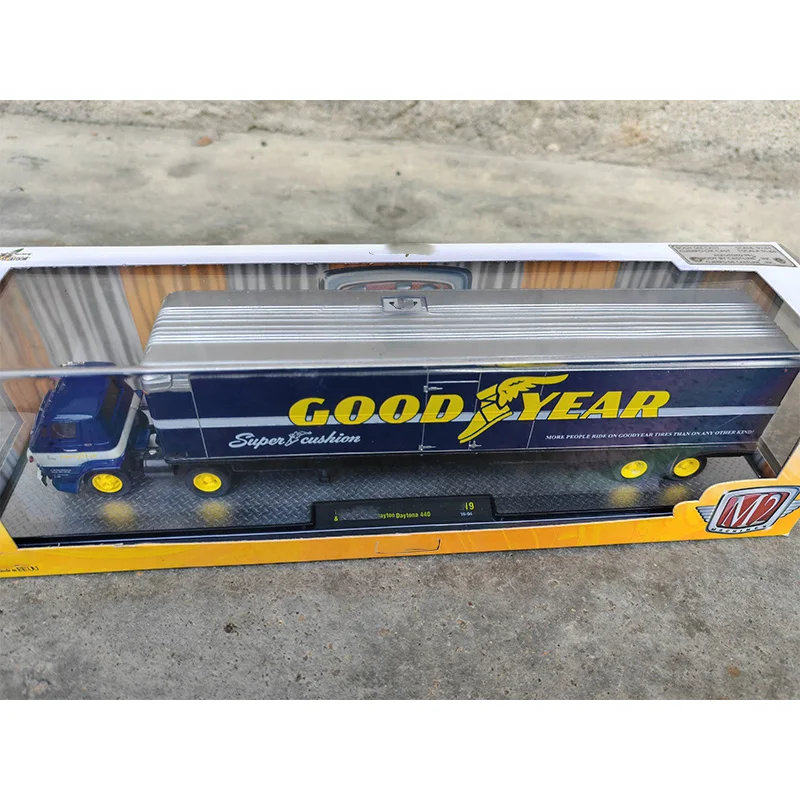 

Only 1-2 Left M2 1：64 Mercury Moon Eye Truck Pickup Van Beetle Alloy Die Casting Model Collect Ornaments Adult Gifts Souvenir