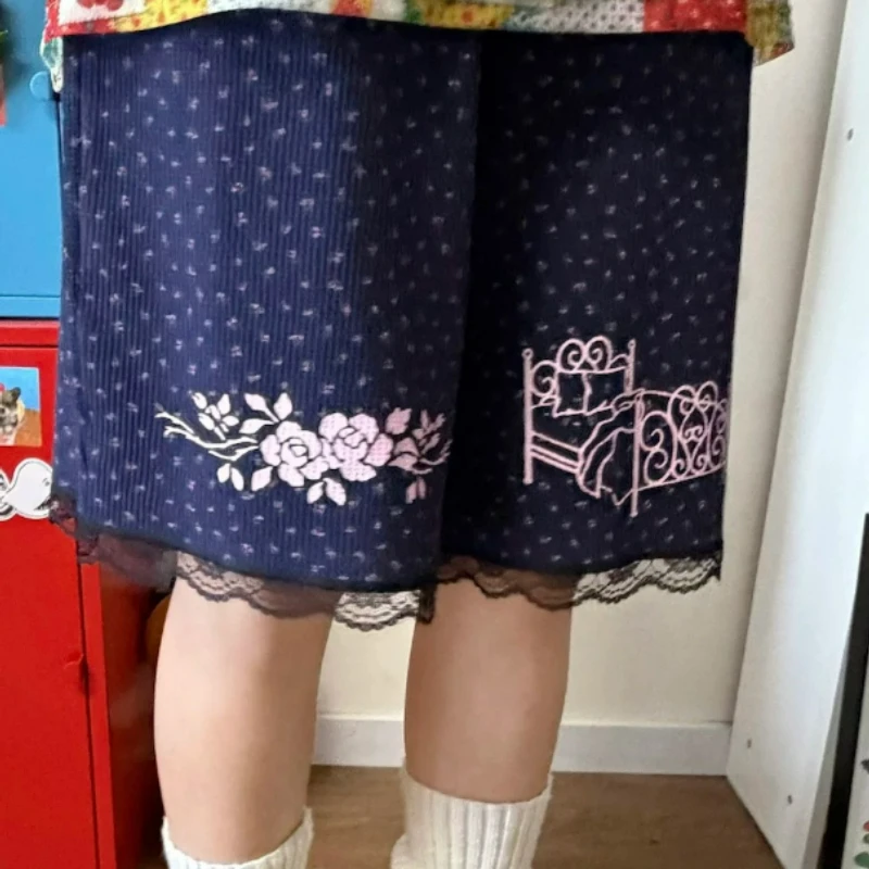 Original Design Sweet Cool Y2k Floral Loose Comfortable Women's Five-point Pants 2026 New Lace Splicing Versatile Shorts Ladies