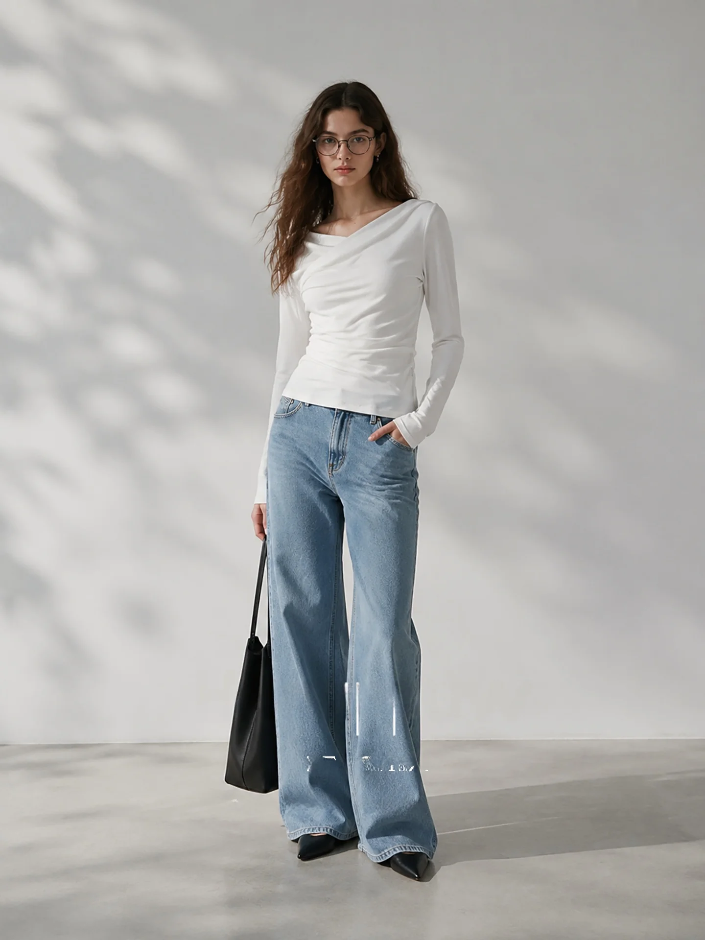 HUAAPPUW White Asymmetrical Shoulder Commute T-Shirt Versatile Paper Figure Base Shirt Autumn Season Ladies Casual Wear