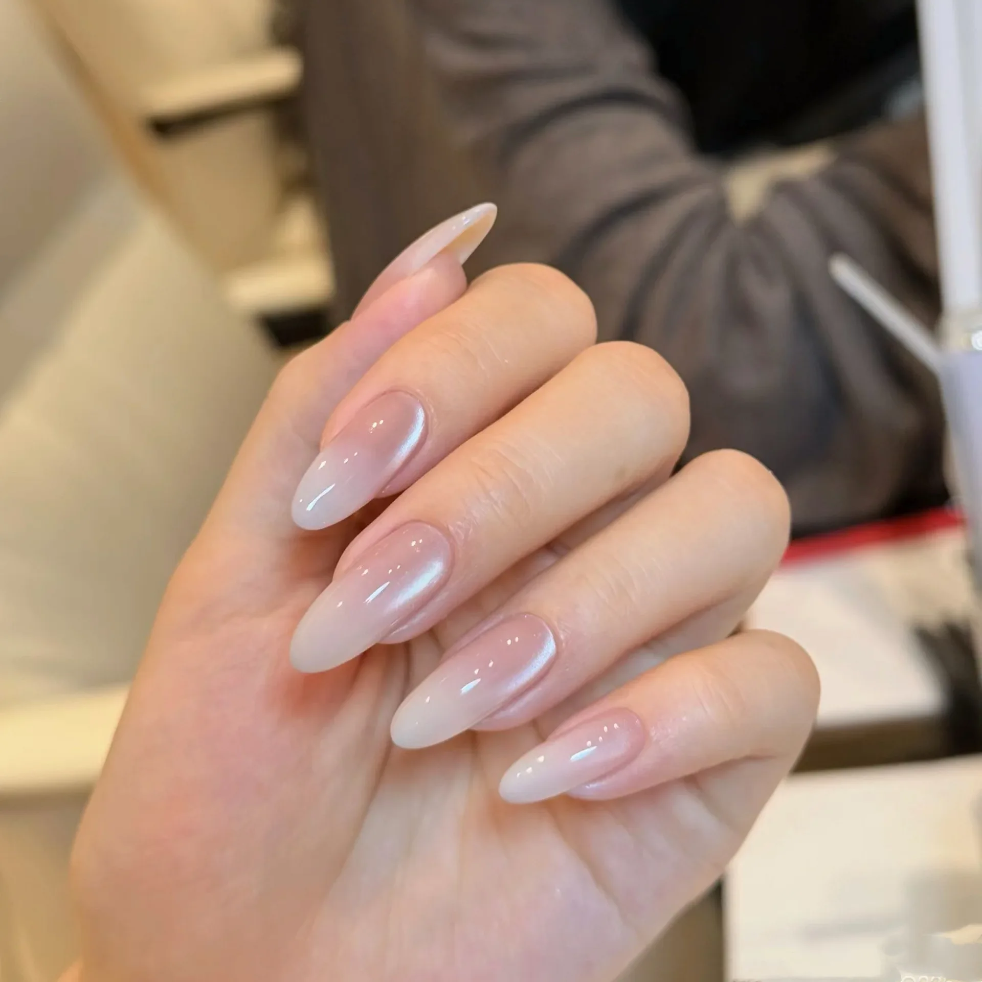 

Nude Hydrating Cat Eye Press-On Nails - Patting Gradient Effect, Handmade for Daily Elegant & Brightening Look