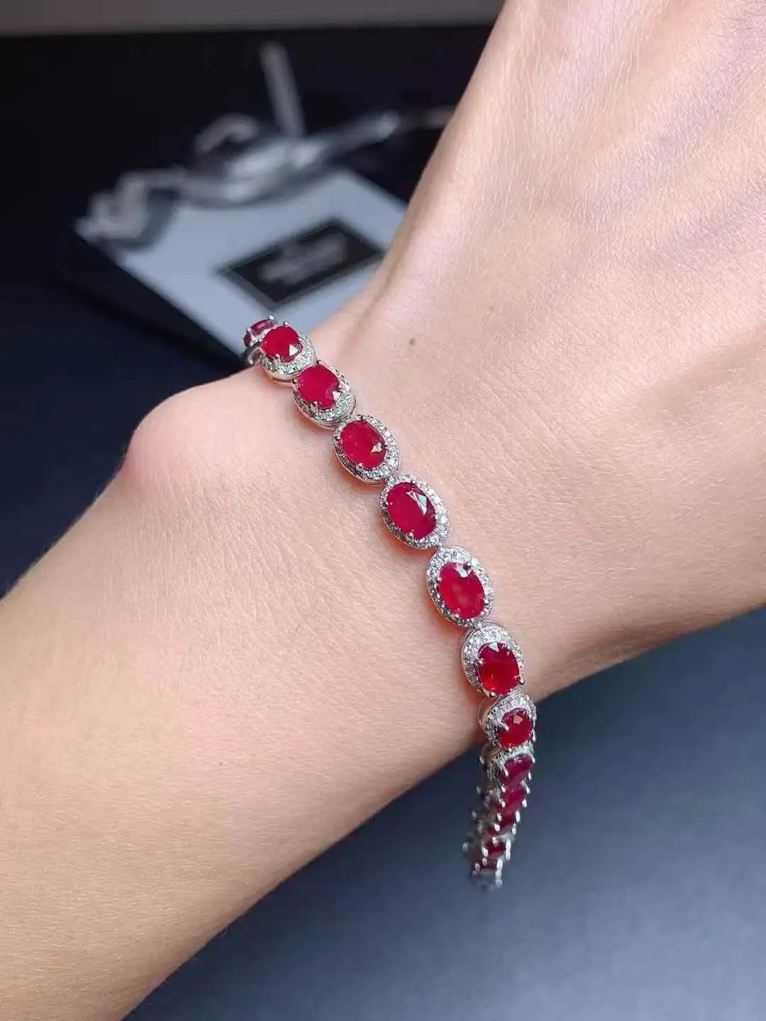 

Подарок на День святого Валентина, браслет из 100% натурального танзанита, браслет из стерлингового серебра 925 пробы, браслет из настоящего танзанита