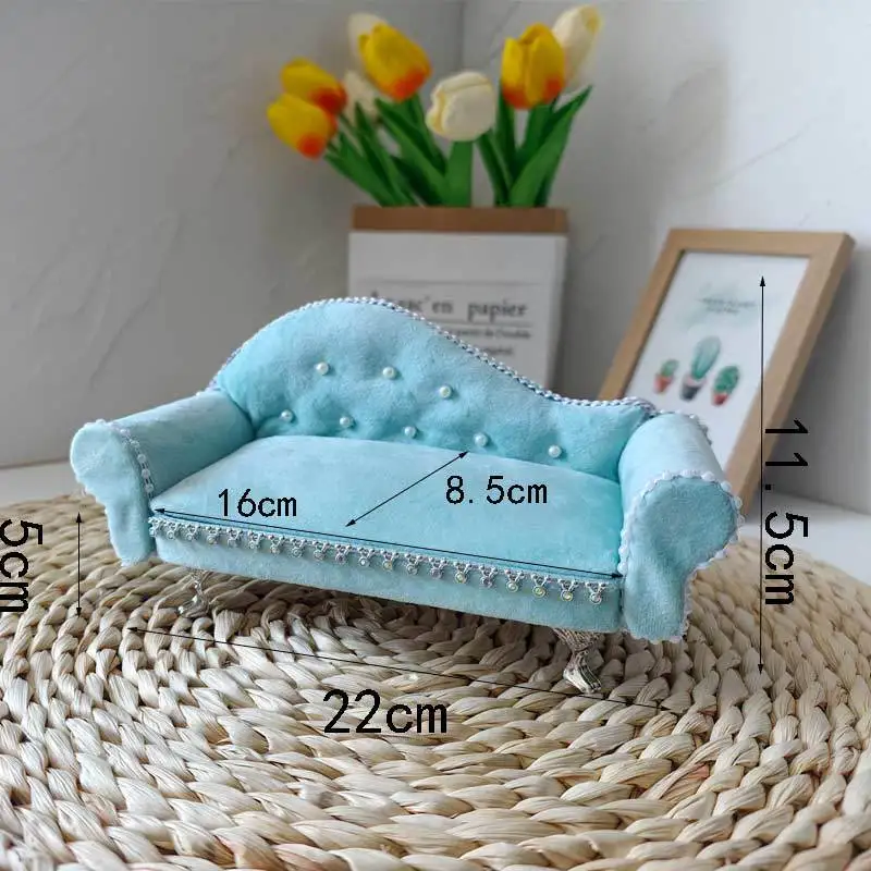 Mini European Velvet Chaise Lounge Sofa, Dollhouse Living Room Furniture Accessory, Pastel Couch Prop for OB11 Layout