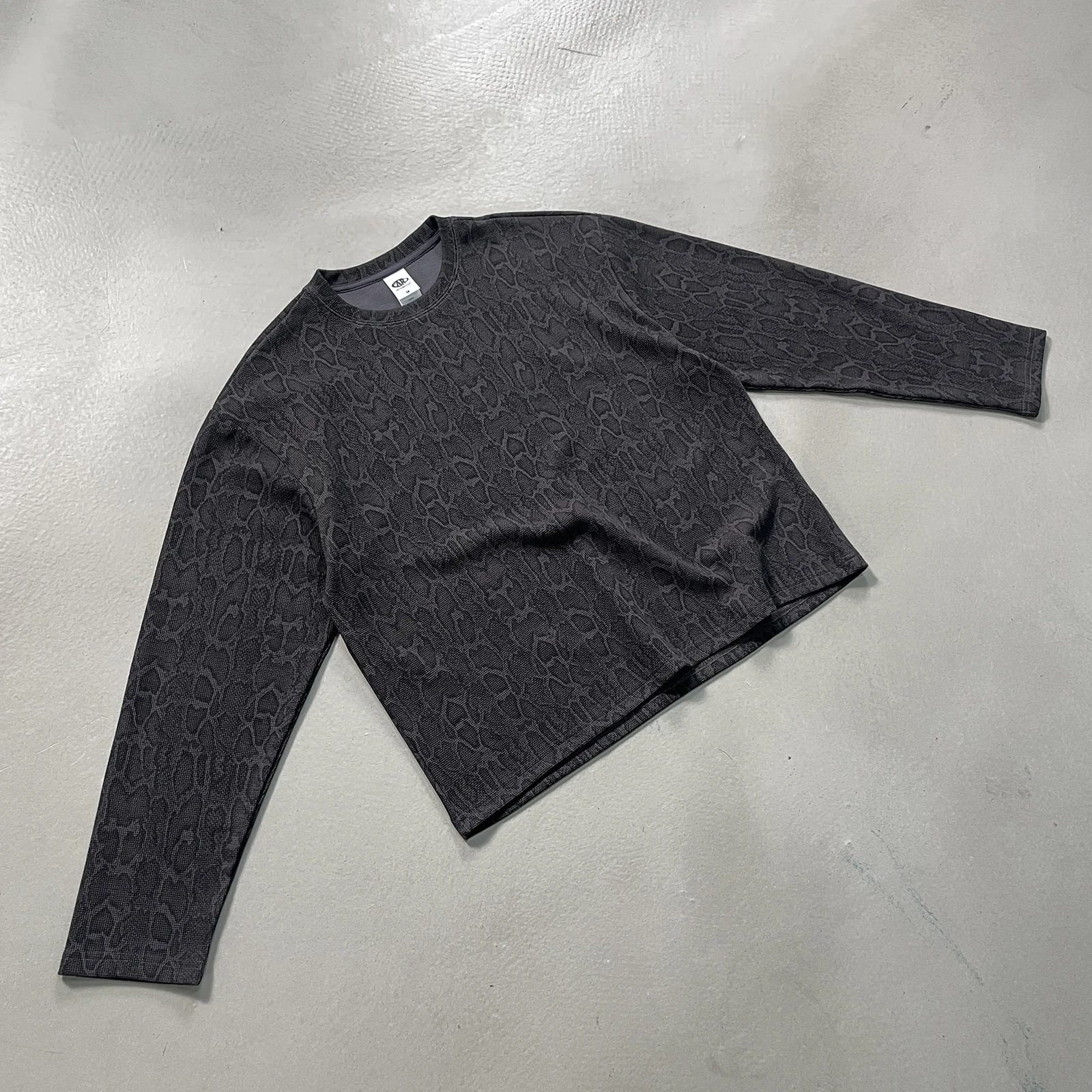 Heavy Waffle Knit Snake Skin Texture Long Sleeve Tee Vintage Oversized Grunge Casual Top Y2K Textured Layering T-Shirt Unisex