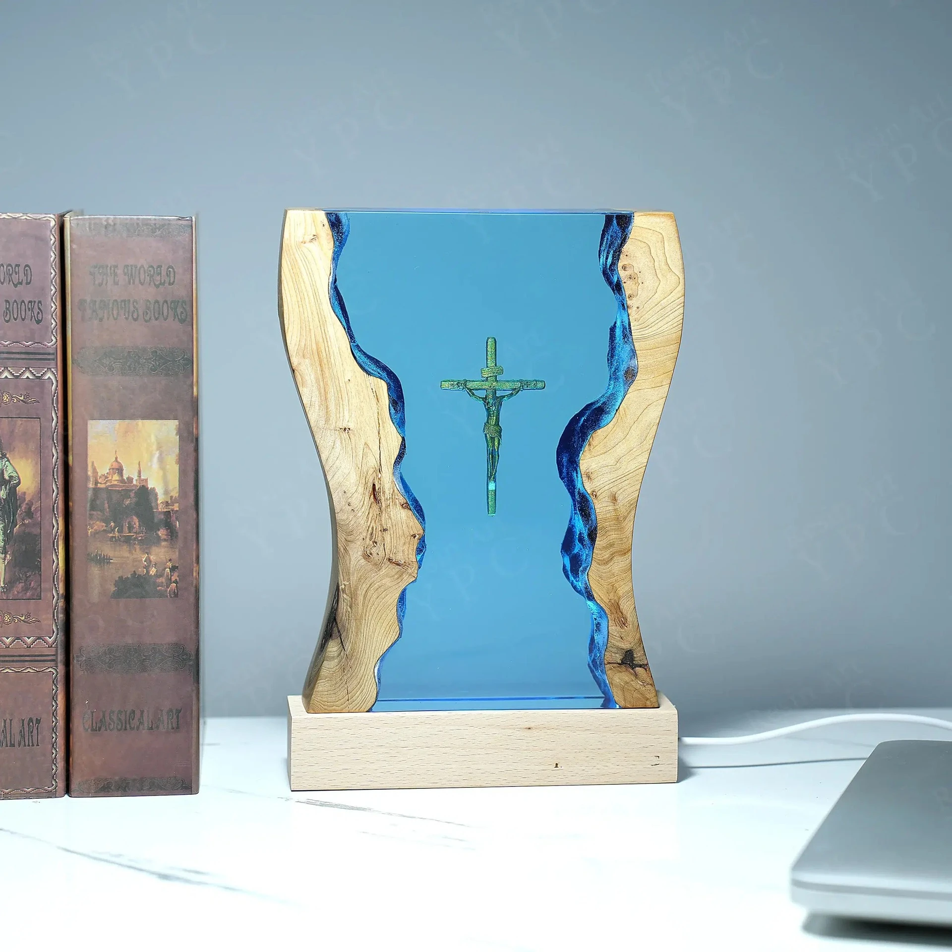 6 X 4 Inches Creative Cross Wooden Epoxy Resin Sculpture Piece for Atmosphere Home Decoration Craft Gift for Birthday
