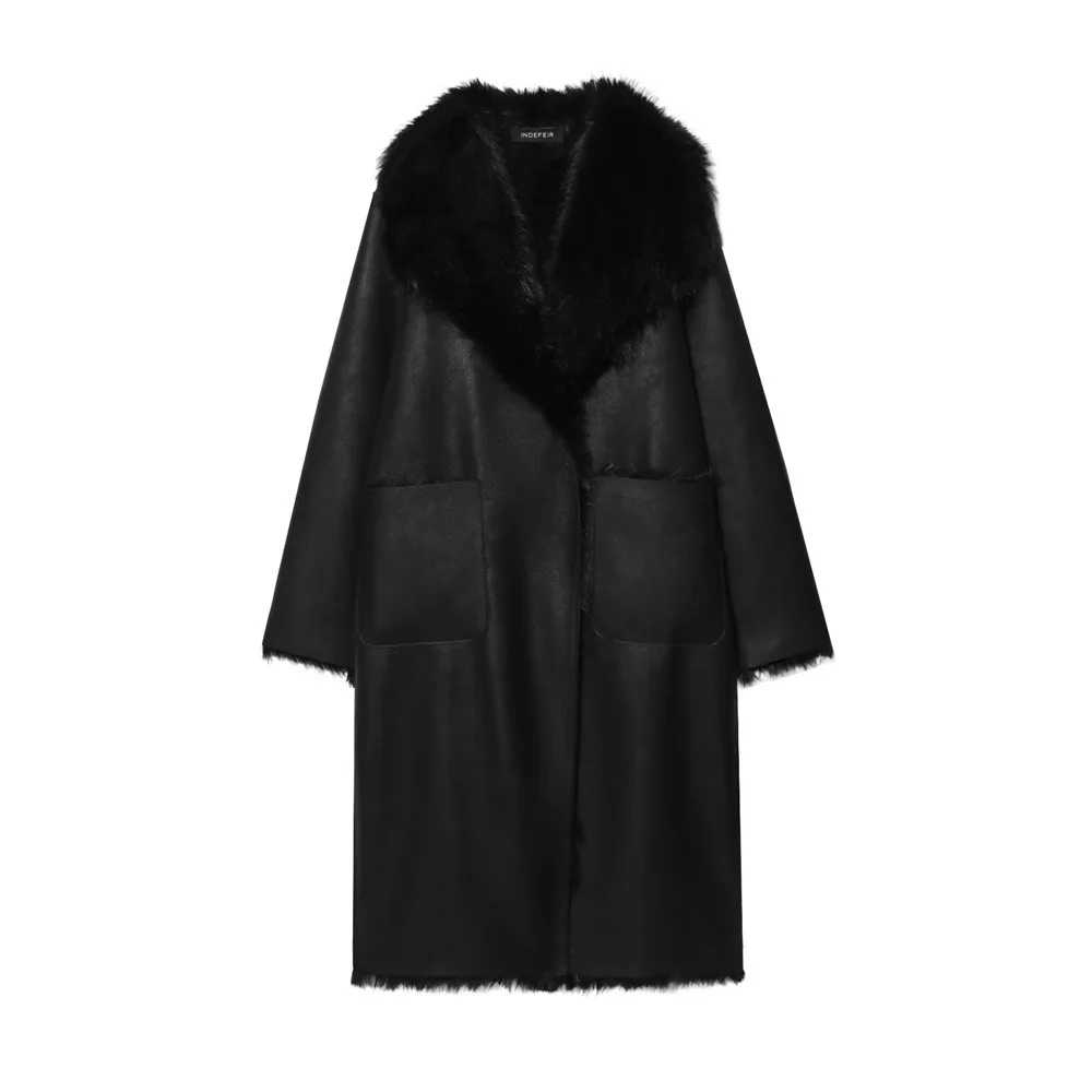 الخريف والشتاء الملابس النسائية الجديدة عكسها من جلد الغزال المرقعة فو الفراء تأثير معطف سترة