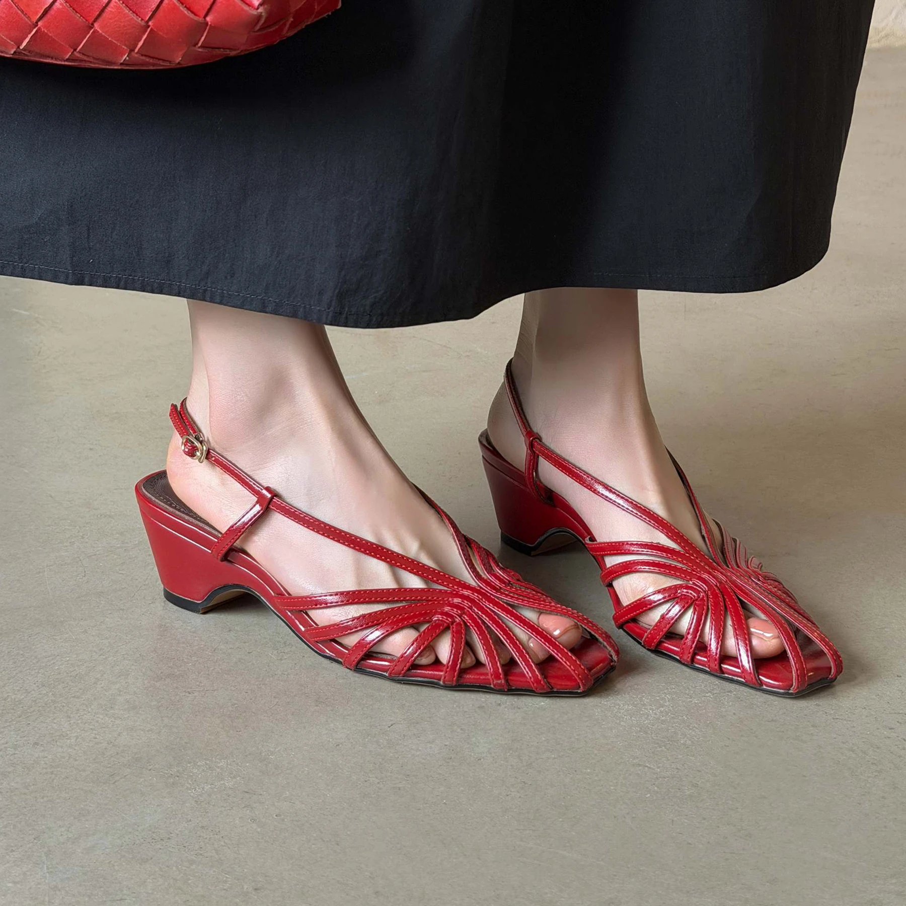 

Krazing Pot Microfiber Med Heels Elegant Summer Shoes Office Lady Brand Dating Slingback Modern Catwalk Concise Women Sandals