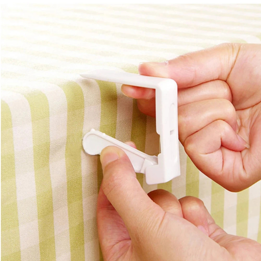 Tool Tablecloth Holder Clips 4pcs 5.5*5.5*1.6cm Cover Grips Tablecloth Lightweight Table Cloth Clips Transparent