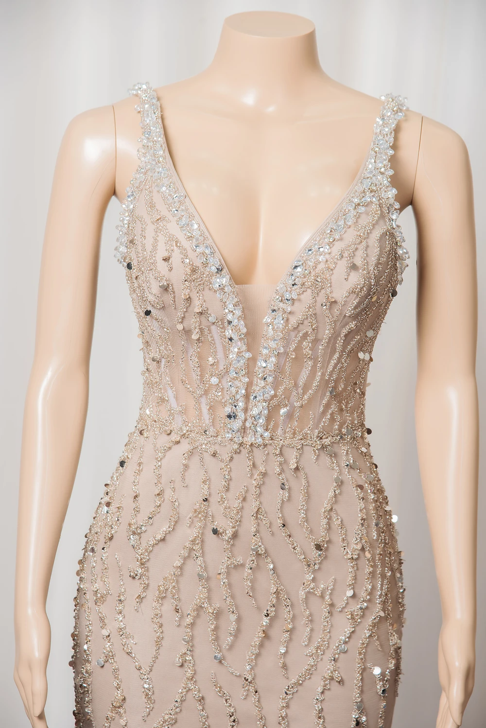 Mermaid Feathers Evening Dresses High Split Exquisite Beaded Sequined Crystal Sleeveless V Neck Formal Party Prom Gown Vestido