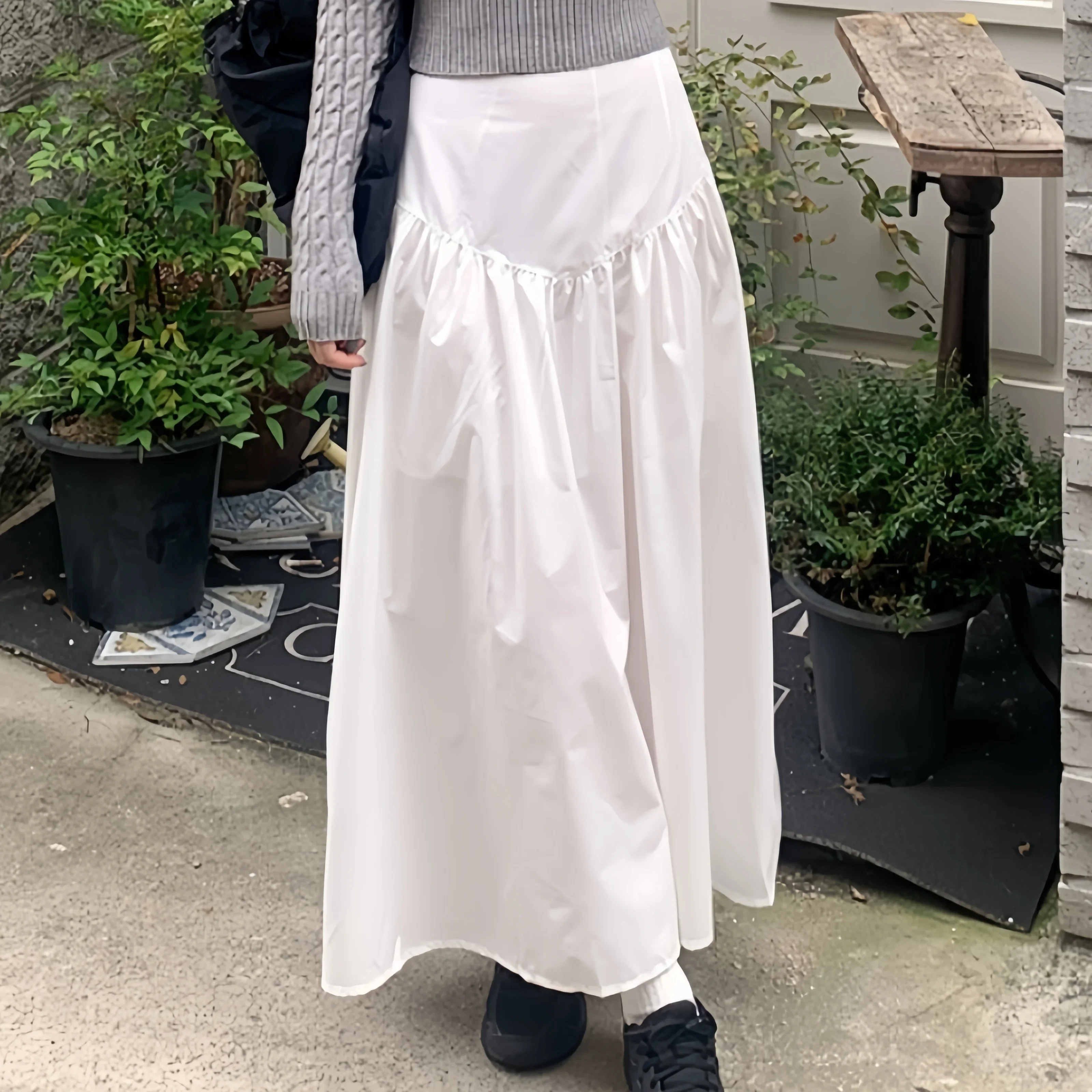 

REALEFT Spring Summer Korean White Women's Midi Skirts 2025 New High Waist Solid Pleated Straight A-line Skirts for Women