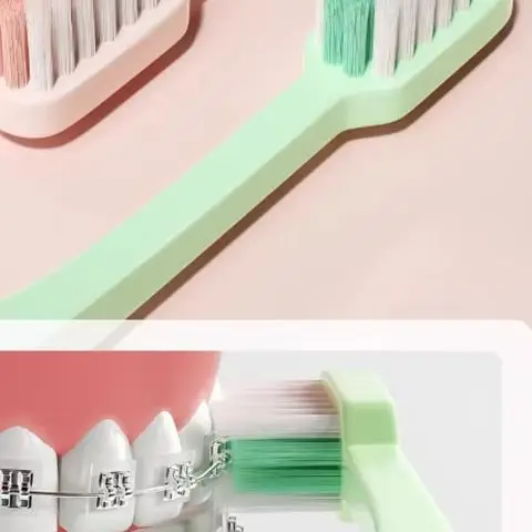 

1Pcs Portable Adult Foldable Toothbrush Soft Bristle Plastic Folding Toothbrush Travel Business Toothbrush Oral Cleaning Tools