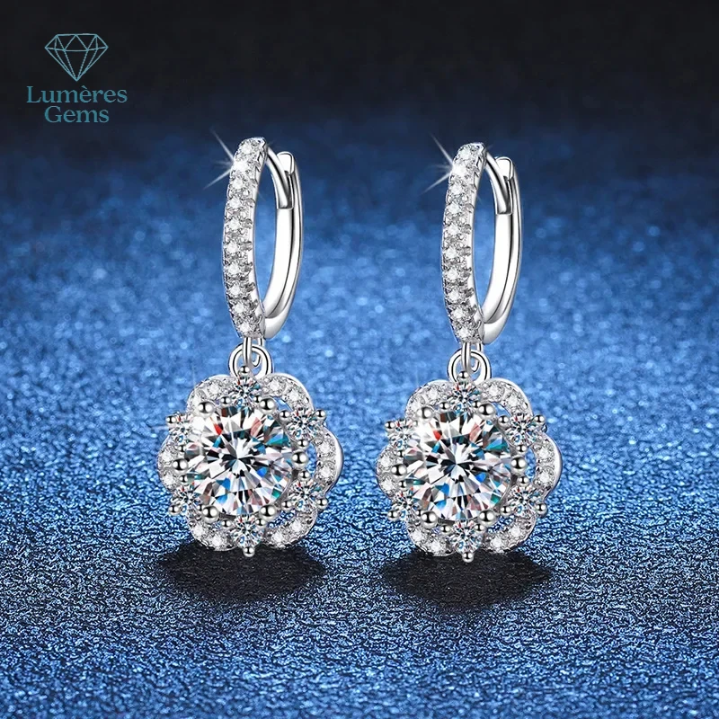 

LumièRe Gems18K Diamond Stud Plated With PT950 Platinum Rose Luxury Earrings 1 Carat D Color Moissanite