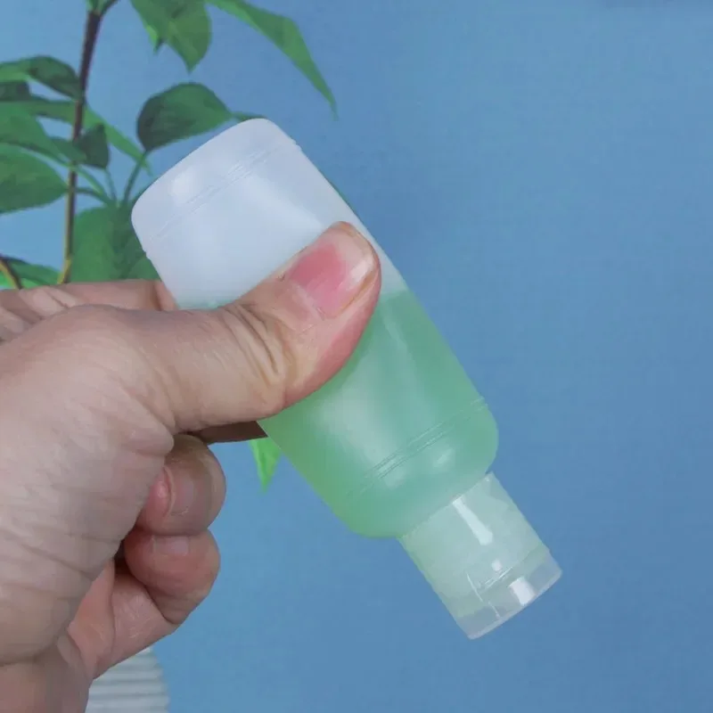 10pcs 10 20 30 50 ML Extruded Plastic Bottles PE Semi-transparent Butterfly Cover Cosmetics Separate Bottles Flip Cover Bottles