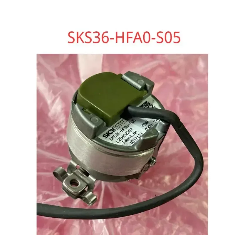 

SKS36-HFA0-S05 Used tested ok Encoder SKS36 HFA0 S05