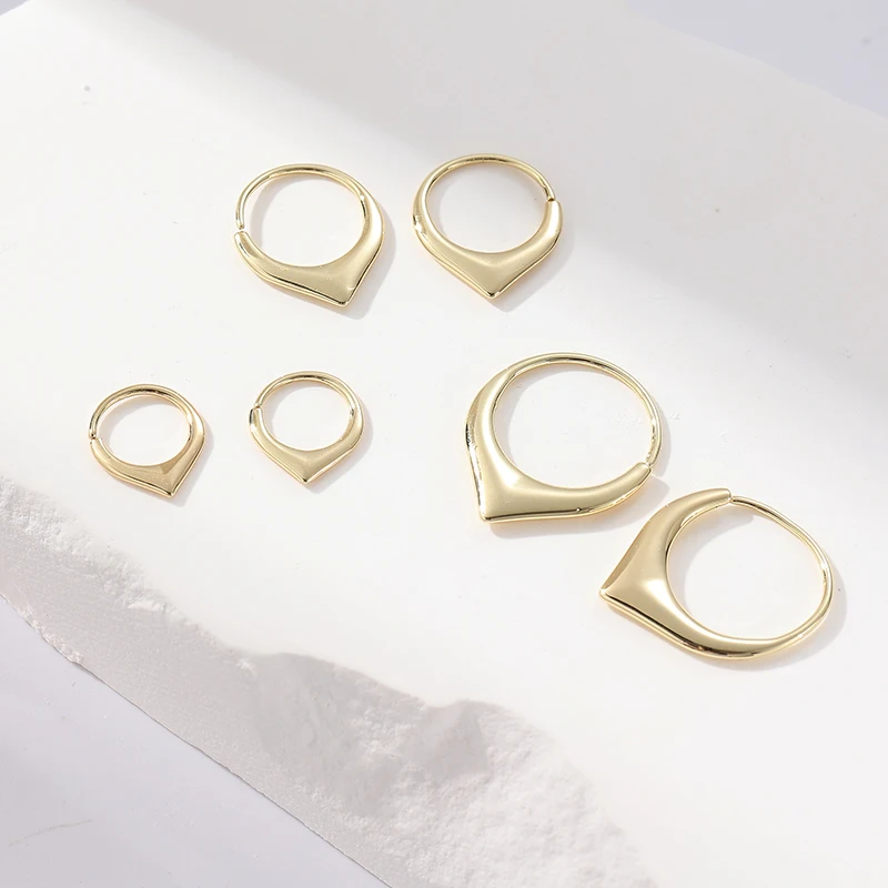 3 Pairs of Exquisite Fashion Mini Petal Shaped Golden Silvery Plated Hoop Earrings Women Men's Simple Party Jewelry Accessories