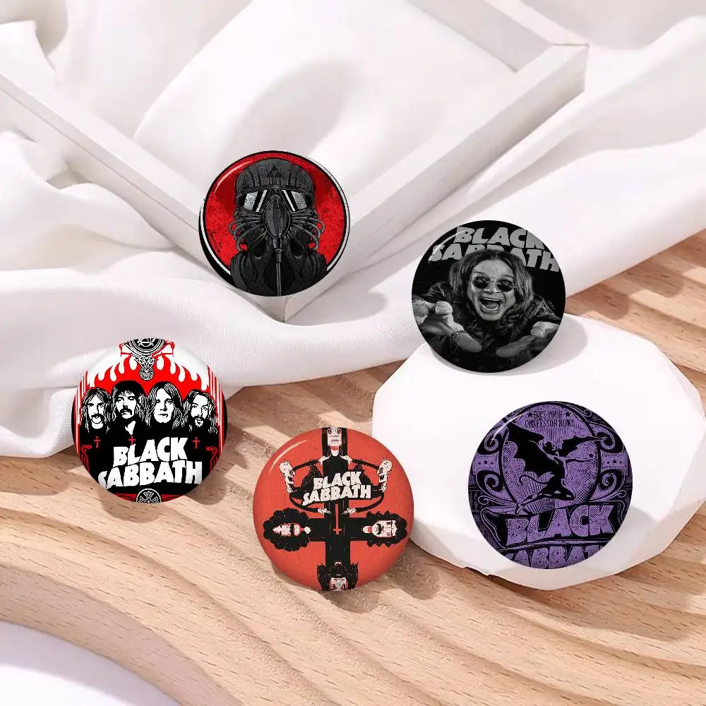 Pins de la Serie Cute de la Banda de Rock Black Sabbath, Divertidos Insignias con Dibujos Animados de Animales, Broches para Mochilas, Ropa, Accesorios de Regalo