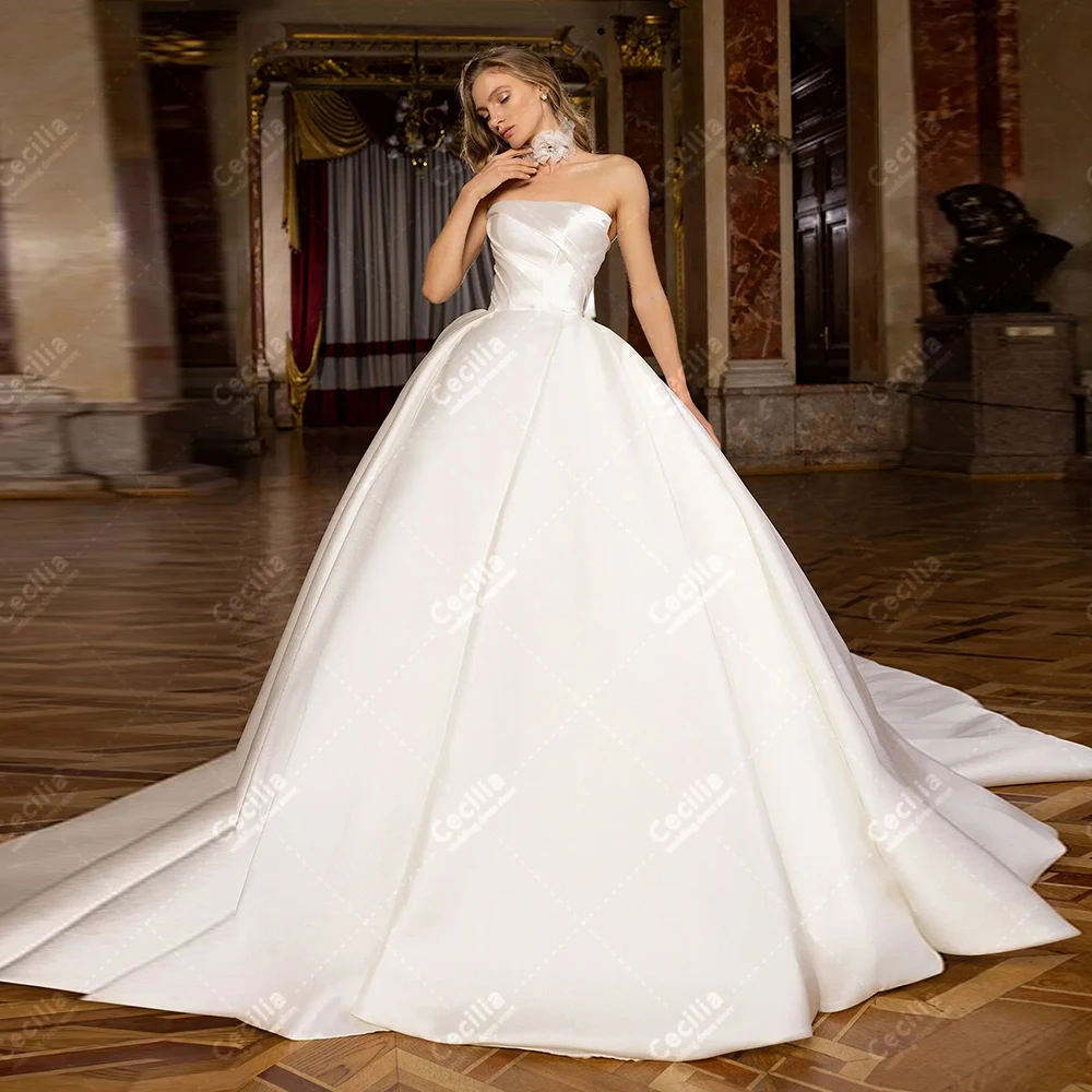 

Graceful Wedding Dresses A Line Satin Bridal Gowns Strapless Backless Robes Princess Floor Length Customized Vestidos De Novia