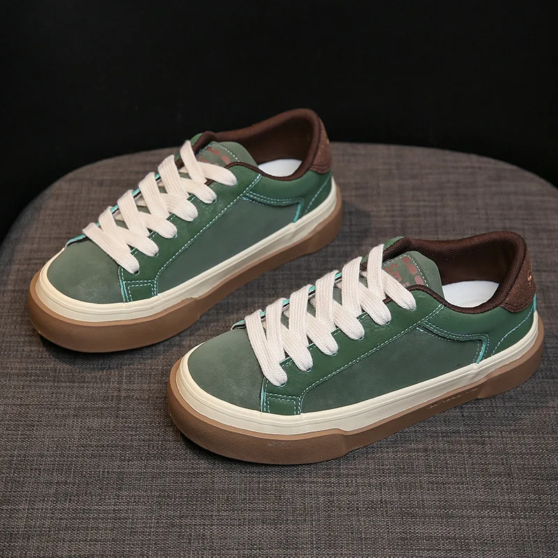 Little White Shoes Women's 2024 Autumn and Winter New Korean Edition Round Headed Lace up Thick Sole Casual Sports Single Shoes