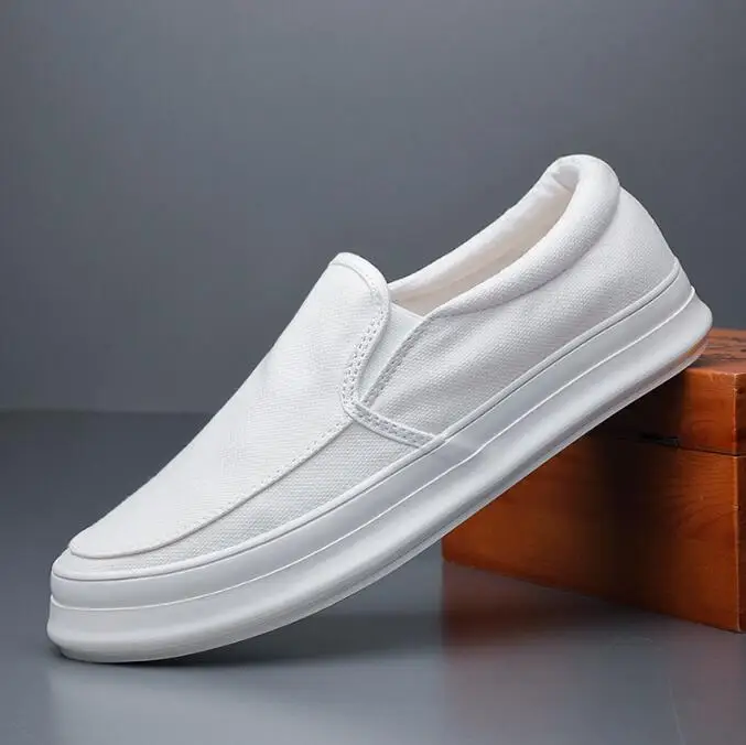 

Men's Lightweight Comfortable Canvas Shoes Low-cut Vulcanized Non-slip Casual Flats Hot Sale