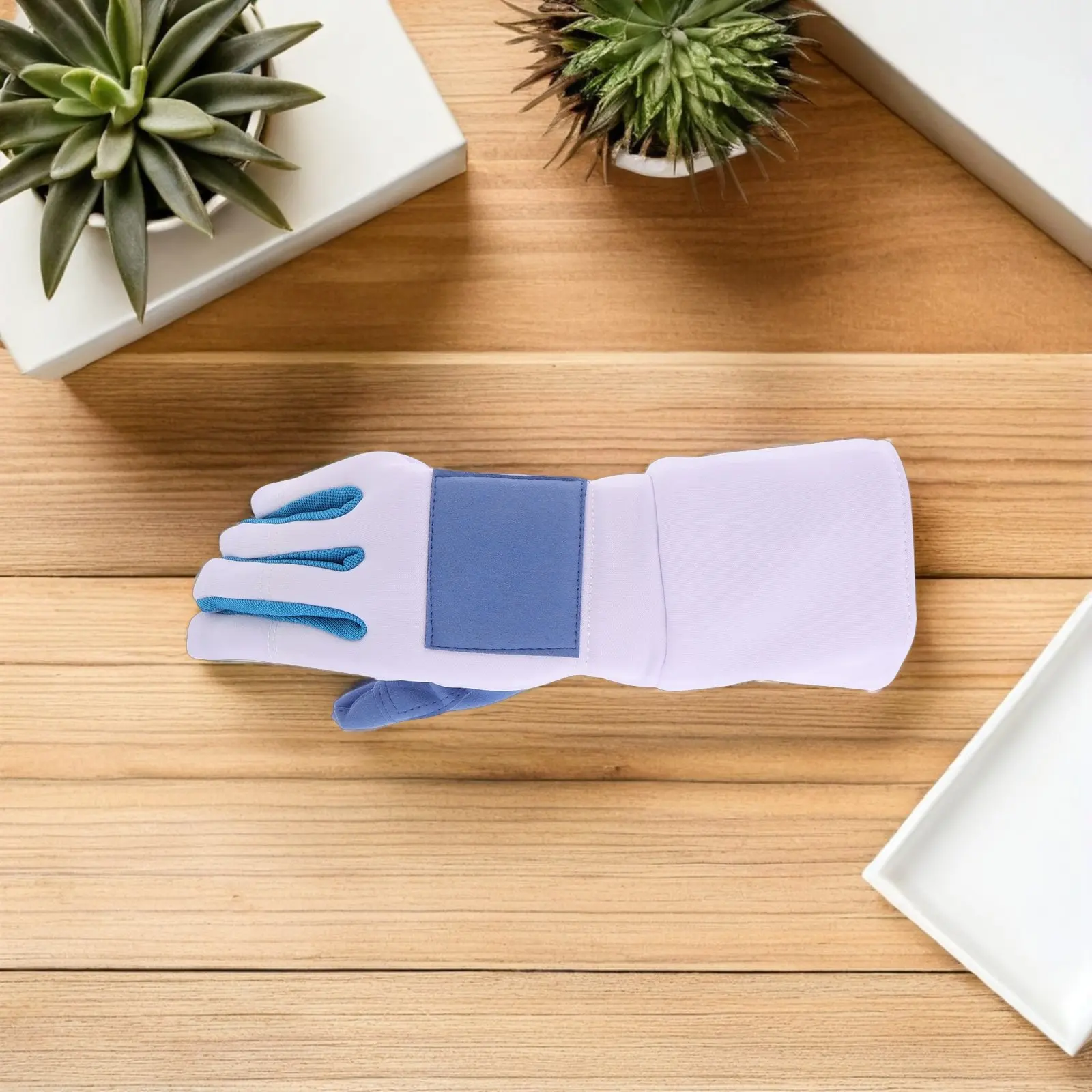 

Нескользящие тренировочные перчатки для фехтования, дышащие, удобные, с мягкой подкладкой, для правой руки, для спортивных тренировок и соревнований