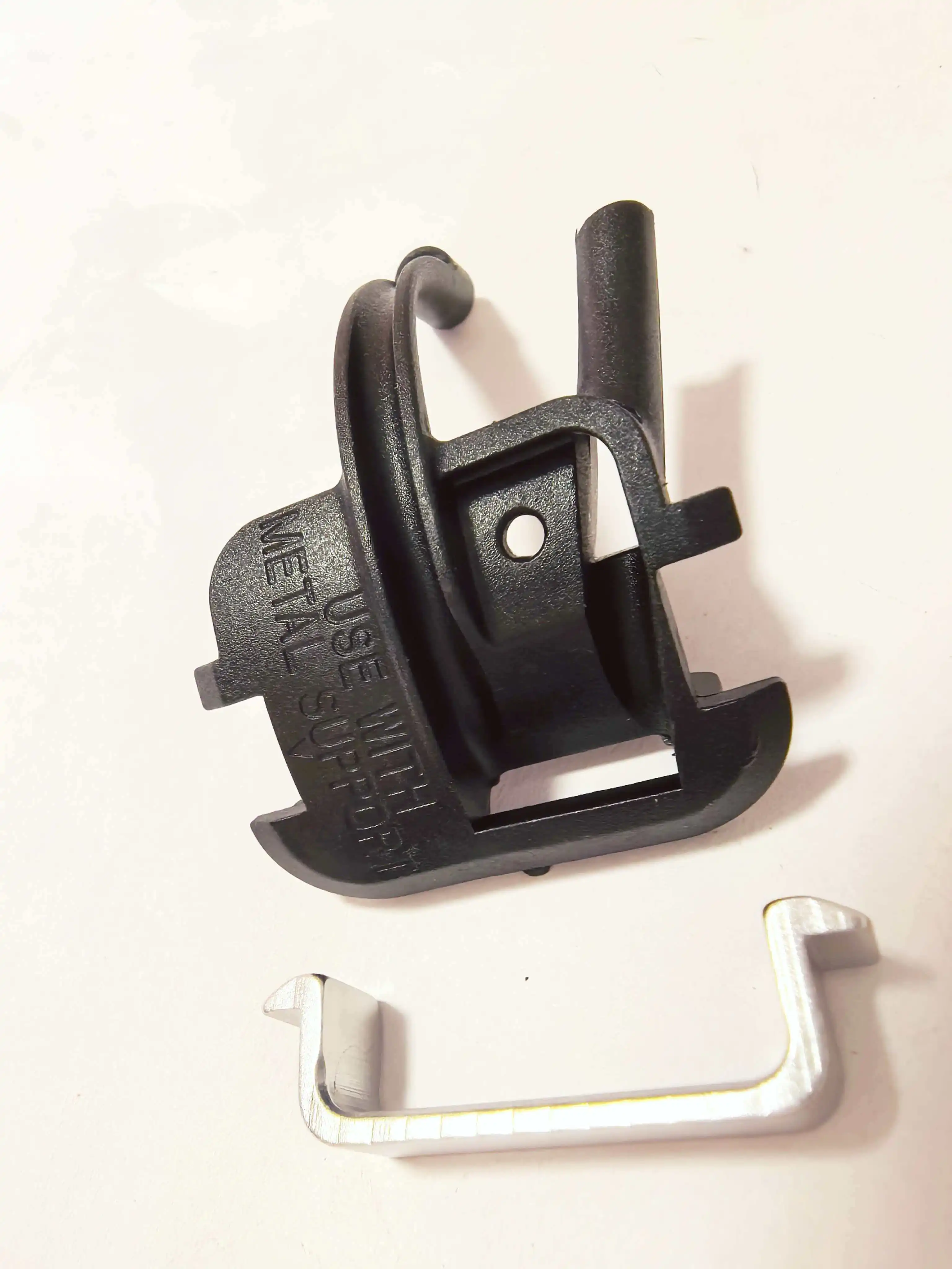 

for Cannondale Bottom Bracket Cable Guide Hydraulic Disc Road V2 - K32108 CAAD12 Disc Slate Synapse