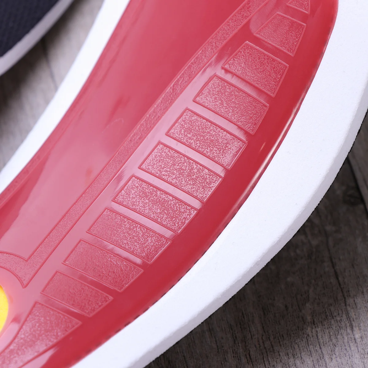 

Flat Feet Orthotics Insoles Arch Support Breathable Sweat Absorbing Comfortable Fit For Women Men Foot Care Tool Orthotics