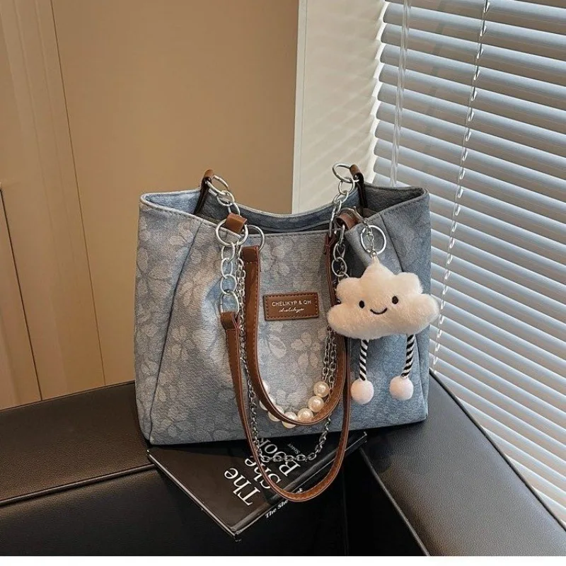 

Классическая простая кожаная сумка для женщин, роскошная дизайнерская сумка через плечо, вместительная элегантная сумка для подгузников, стильная сумка-тоут для поездок на работу.