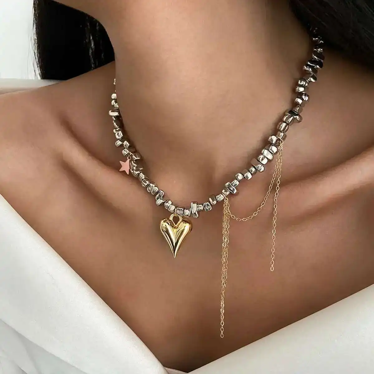 Ingemark 2025 Trendy Love Heart Pendant Necklace for Women Vintage Elegant Irregular CCB Beaded Choker Necklace Charm Jewelry