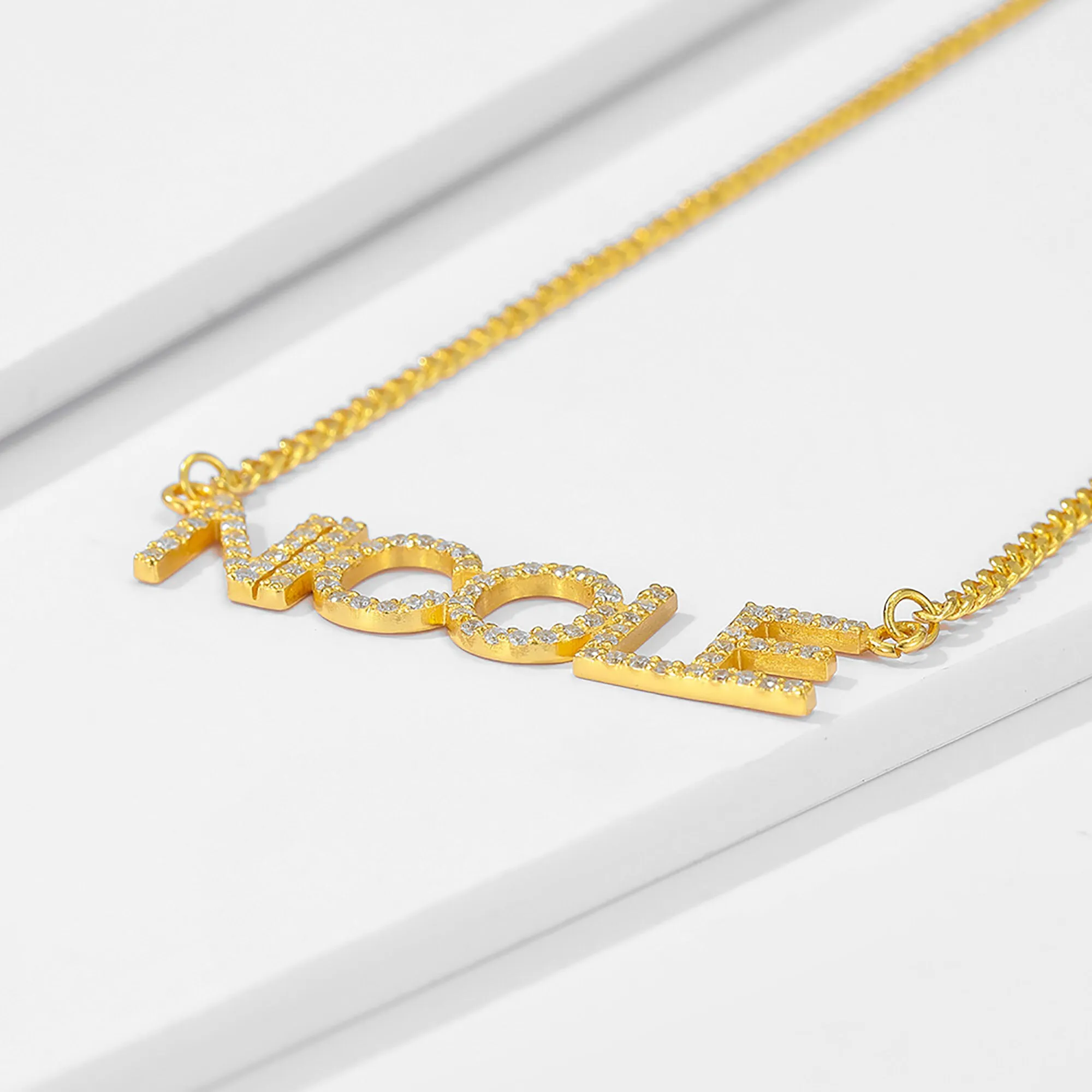 

Personalized Diamond Name Necklace For Women Stainless Steel Cuban Chain Personalized Name Pendant Chain Girls Jewelry Gift